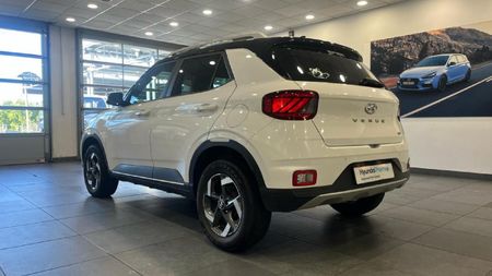 2022-Hyundai-Venue-10-TGDI-Fluid-Auto_11