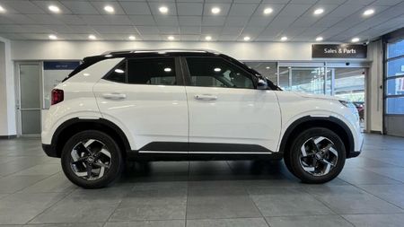 2022-Hyundai-Venue-10-TGDI-Fluid-Auto_7