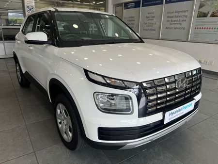 2023-Hyundai-Venue-12-Motion_0