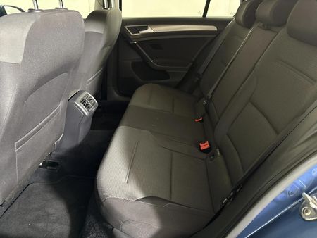 2014-Volkswagen-Golf-VII-14-TSI-Comfortline_3