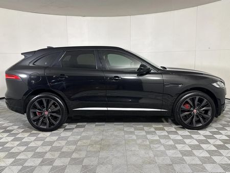 2017-Jaguar-F-Pace-30-V6-SC-AWD-First-Edition_16