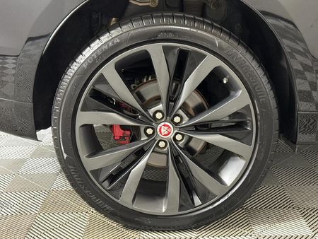 2017-Jaguar-F-Pace-30-V6-SC-AWD-First-Edition_6