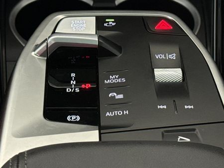 2024-BMW-X2-sDrive-18i-M-Sport_10