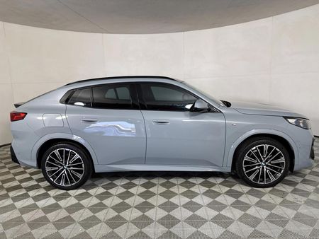 2024-BMW-X2-sDrive-18i-M-Sport_17