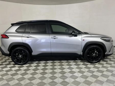 2025-Toyota-Corolla-Cross-18-GR-S_16