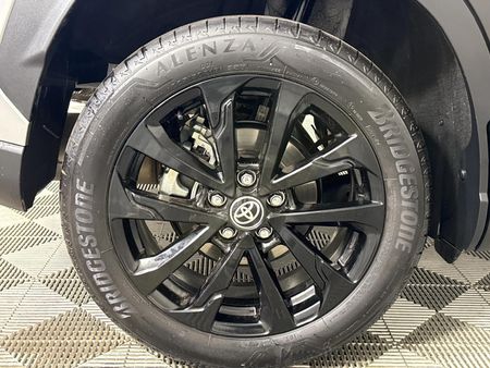 2025-Toyota-Corolla-Cross-18-GR-S_7