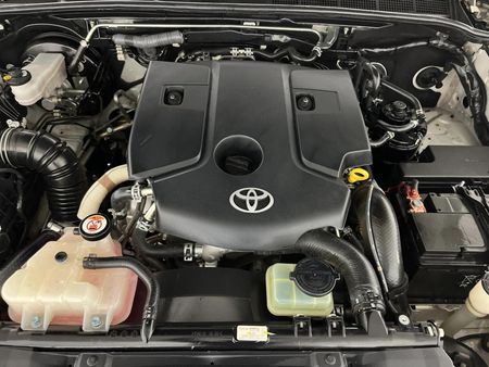 2020-Toyota-Fortuner-28-GD-6-4x4-Epic-Black-Auto_11