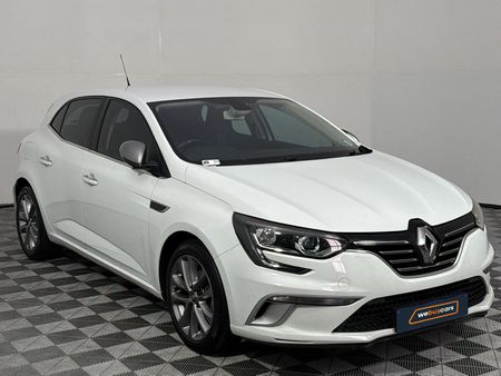 2016-Renault-Megane-III-12T-GT-Line-5-dr_15