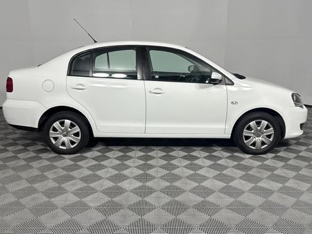 2017-Volkswagen-Polo-Vivo-GP-14-Trendline_16