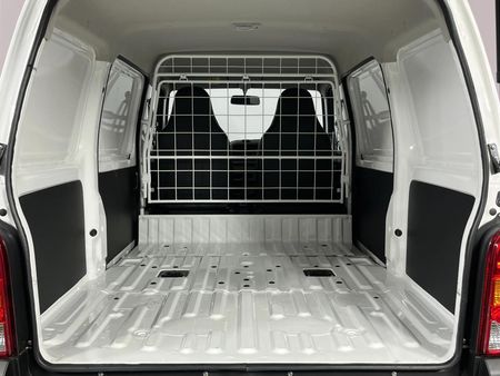 2026-Suzuki-Eeco-12-Panel-Van_11
