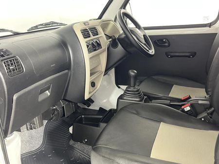 2026-Suzuki-Eeco-12-Panel-Van_7