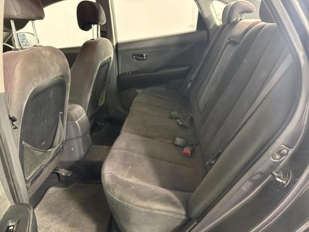 2008-Hyundai-Elantra-20_3
