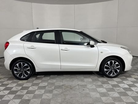 2022-Toyota-Starlet-14-XS-Auto_17