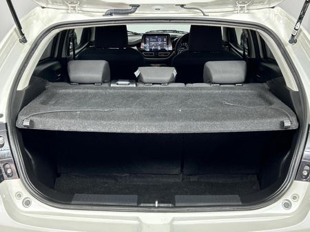 2023-Toyota-Starlet-15-XR-Auto_14