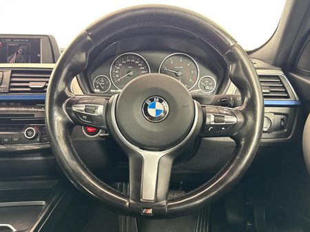 2015-BMW-3-Series-320d-M-Sport-Auto_12