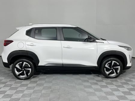 2024-Nissan-Magnite-10-Visia_17