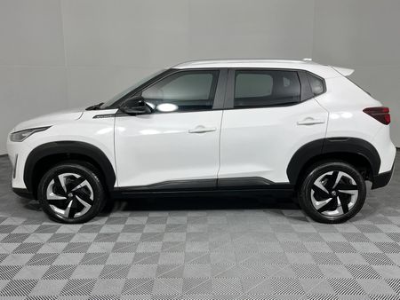2024-Nissan-Magnite-10-Visia_19
