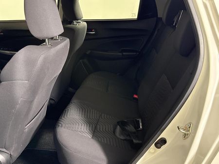 2022-Suzuki-Swift-12-GLX_3