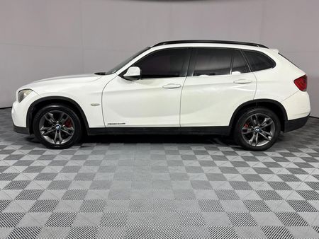 2010-BMW-X1-xDrive23d-Auto_16