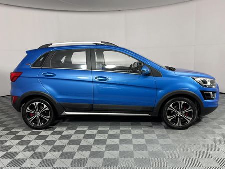 2020-BAIC-X25-15-Fashion-Auto_18
