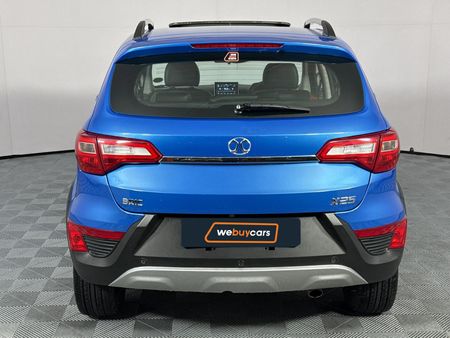2020-BAIC-X25-15-Fashion-Auto_19