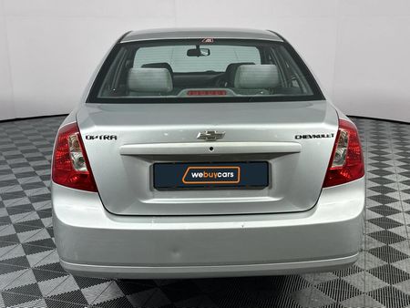 2011-Chevrolet-Optra-16-L_16