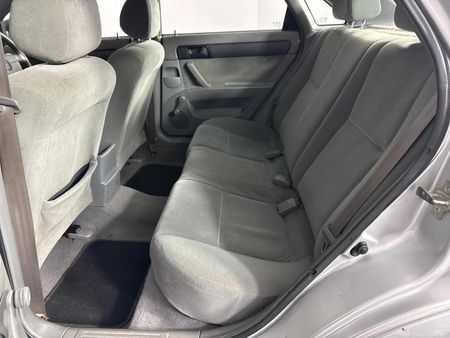 2011-Chevrolet-Optra-16-L_3