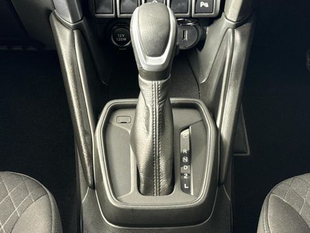 2024-Toyota-Urban-Cruiser-15-XR-Auto_10