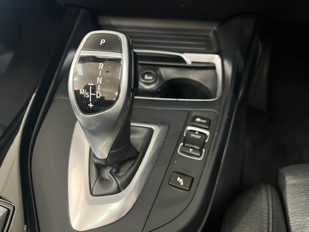 2017-BMW-2-Series-M240i-Convertible-Auto_13