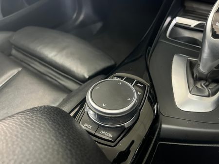 2017-BMW-2-Series-M240i-Convertible-Auto_14