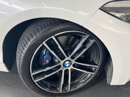 2017-BMW-2-Series-M240i-Convertible-Auto_5