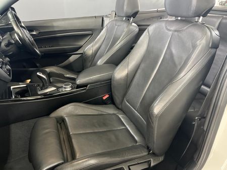 2017-BMW-2-Series-M240i-Convertible-Auto_7