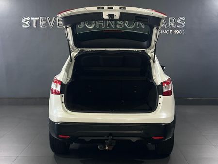 2018-Nissan-Qashqai-12T-Visia_4