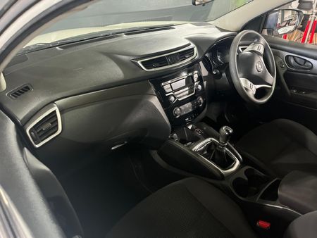 2018-Nissan-Qashqai-12T-Visia_6