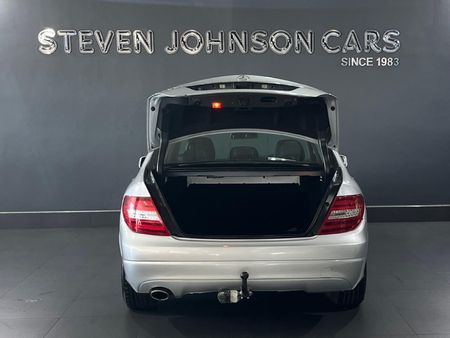 2013-Mercedes-Benz-C-Class-C-200-BE-Classic-Auto_4