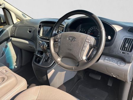 2021-Hyundai-H-1-25-CRDi-Elite-Auto_12