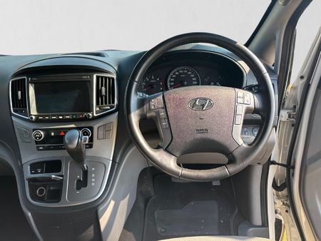 2021-Hyundai-H-1-25-CRDi-Elite-Auto_13