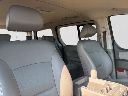 2021-Hyundai-H-1-25-CRDi-Elite-Auto_15
