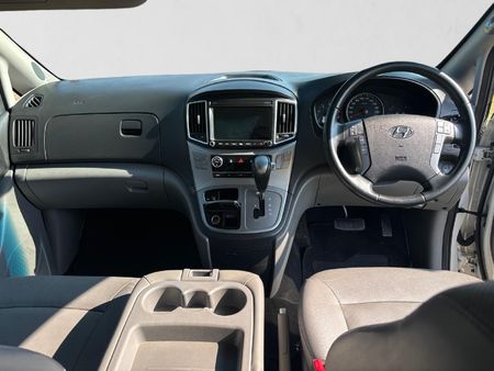 2021-Hyundai-H-1-25-CRDi-Elite-Auto_17