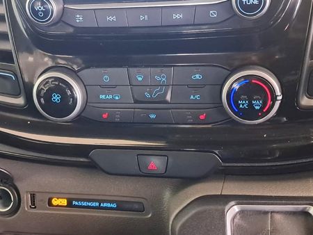 2024-Ford-Tourneo-Custom-20-TDCi-Trend-Auto-96kW_13