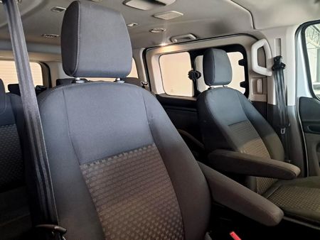 2024-Ford-Tourneo-Custom-20-TDCi-Trend-Auto-96kW_6