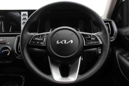 2026-Kia-Sonet-15-LS_22