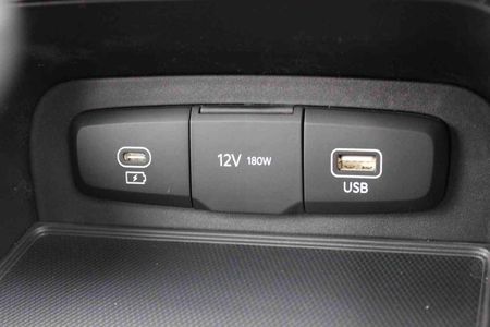 2026-Kia-Sonet-15-LS_28