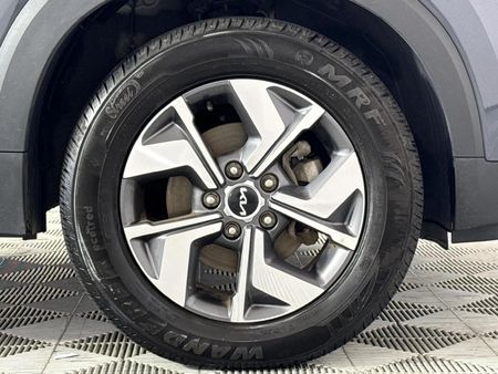 2024-Kia-Sonet-15-EX-CVT_4
