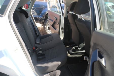2018-Volkswagen-Polo-Vivo-14-Comfortline-5-dr_10