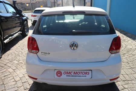 2018-Volkswagen-Polo-Vivo-14-Comfortline-5-dr_17