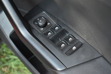 2022-Volkswagen-T-Cross-10-TSI-Comfortline-Auto_5