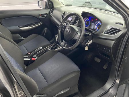 2022-Toyota-Starlet-14-XS-Auto_6