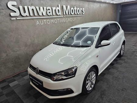 2018-Volkswagen-Polo-Vivo-14-Comfortline-5-dr_0