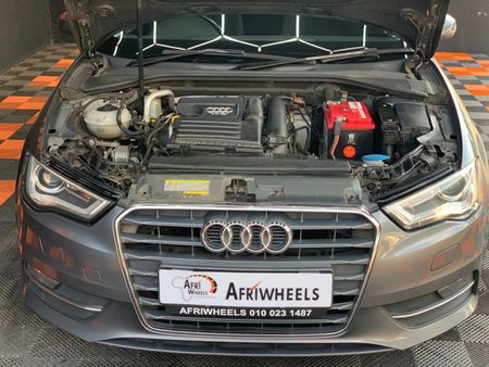 2014-Audi-A3-Sportback-14-TFSI-S_20